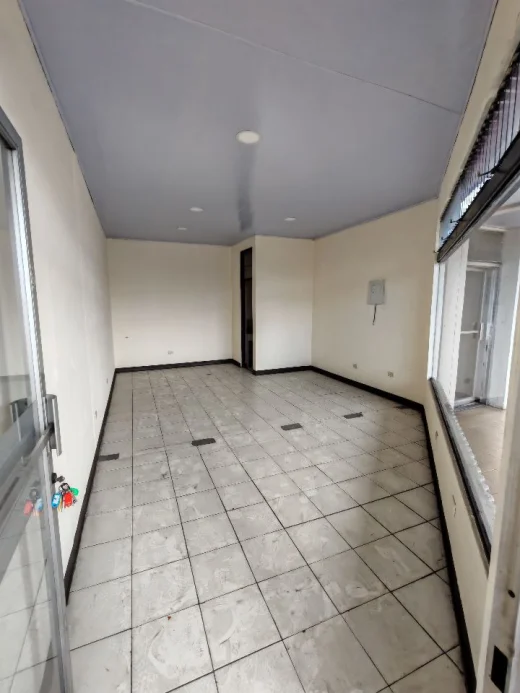 Se alquila local comercial #18 en UNICENTRO, Zapote